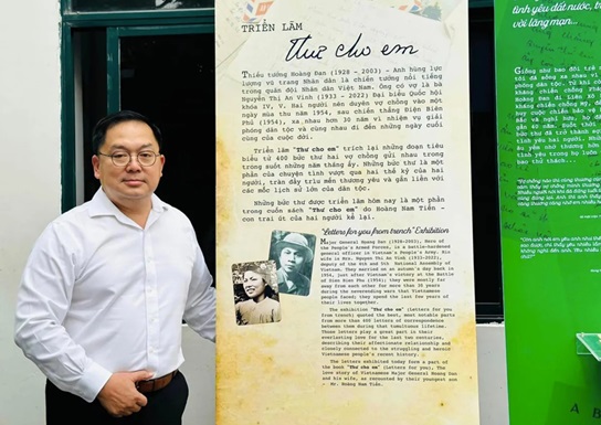 Ông Hoàng Nam Tiến - người "truyền lửa"