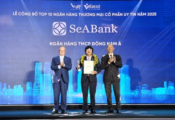 Năm 2025 là năm thứ hai liên tiếp SeABank được vinh danh trong “Top 10 Ngân hàng TMCP Việt Nam uy tín” Năm 2025 là năm thứ hai liên tiếp SeABank được vinh danh trong “Top 10 Ngân hàng TMCP Việt Nam uy tín”