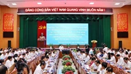 Chủ tịch UBND TP Hồ Chí Minh: 100% thủ tục hành chính doanh nghiệp sẽ trực tuyến trong tháng 8/2025