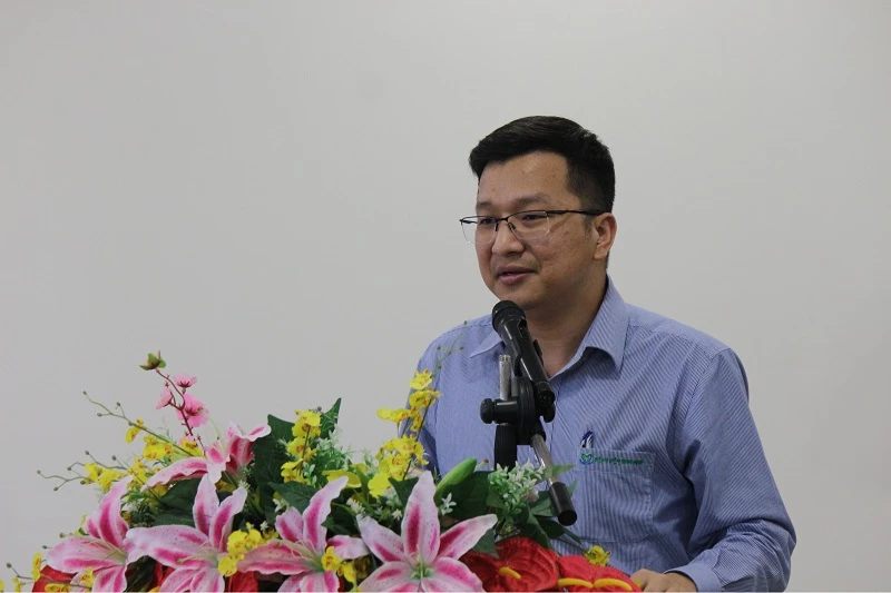 ông Đỗ Văn Tứ - Tổng giám đốc Công ty cổ phần Bệnh viện Đa khoa Bình Định, phát biểu tại buổi lễ.