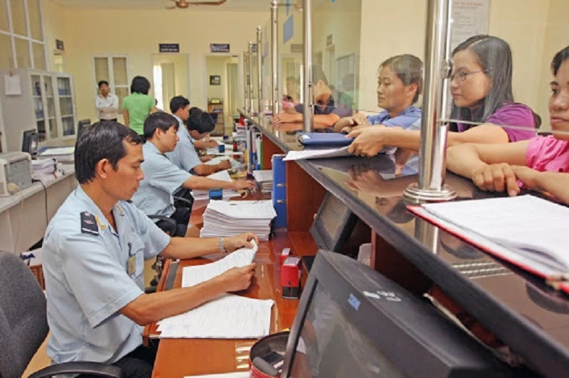 Cửa khẩu quốc tế Lệ Thanhkéo dài thời gian thông quan đến 20h mỗi ngày, thay vì kết thúc lúc 17h30 như trước đây.