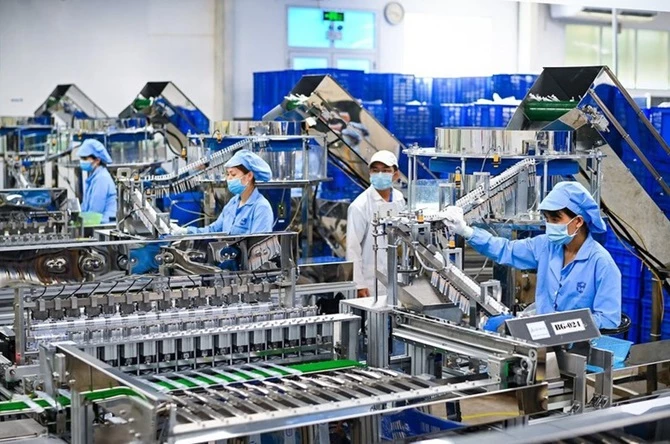 Sửa đổi các quy định nhằm hỗ trợ doanh nghiệp tiếp cận đất đai, lãi suất vay Sửa đổi các quy định nhằm hỗ trợ doanh nghiệp tiếp cận đất đai, lãi suất vay