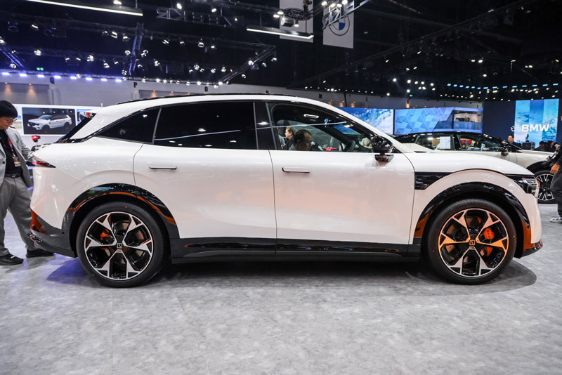 SUV hạng C công suất 637 mã lực, giá hơn 1,1 tỷ đồng