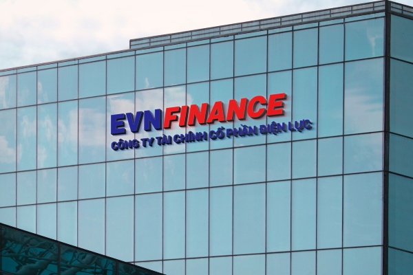 Thanh tra ngân hàng chỉ nhiều tồn tại của lãnh đạo EVN Finance
