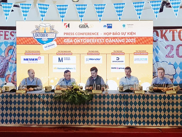 Họp báo giới thiệu lễ hội bia Đức GBA Oktoberfest Việt Nam 2025 sẽ diễn ra tại Furama Resort Đà Nẵng ngày 3/10. Họp báo giới thiệu lễ hội bia Đức GBA Oktoberfest Việt Nam 2025 sẽ diễn ra tại Furama Resort Đà Nẵng ngày 3/10.