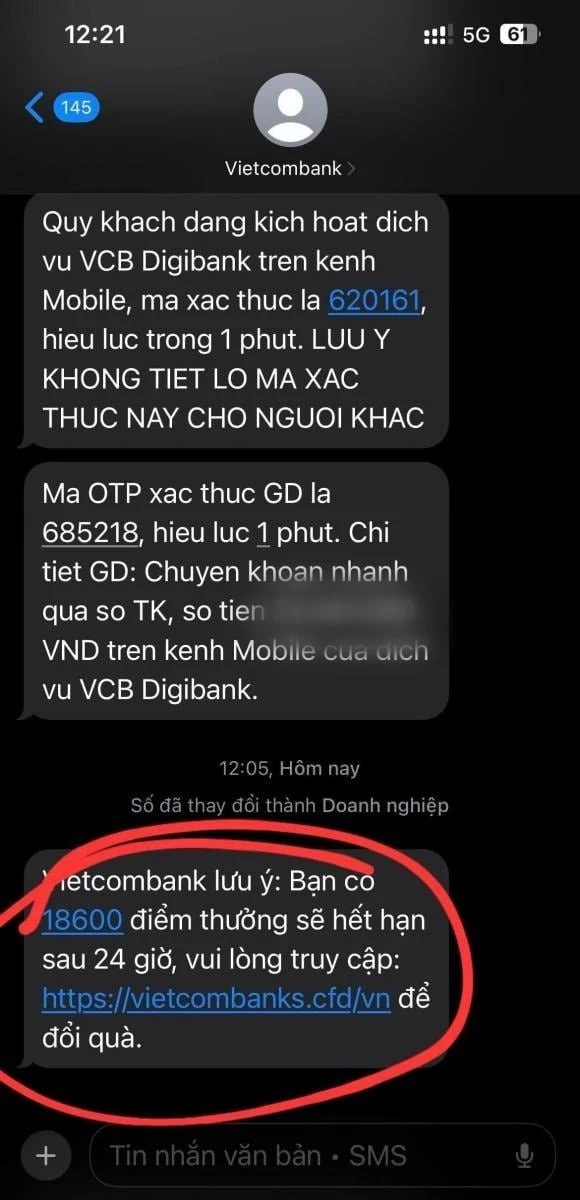 Khách hàng phản ánh Khách hàng phản ánh