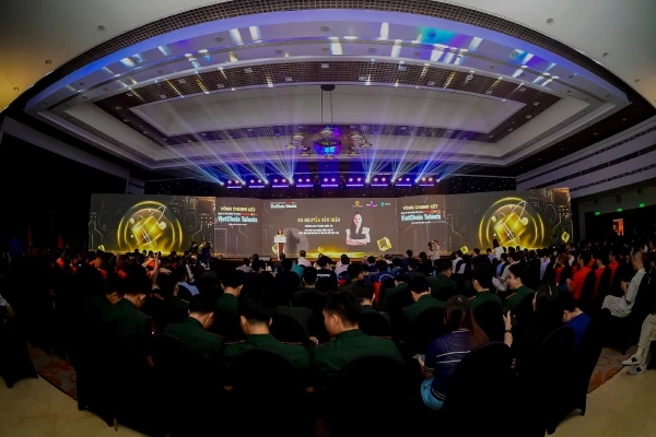 Chung Kết Vietchain Talents 2025: Tìm Kiếm Và Ươm Mầm Tài Năng Blockchain Việt Nam - Tạp Chí Doanh Nghiệp Việt Nam 1 Toa%Cc%80N Ca%Cc%89Nh