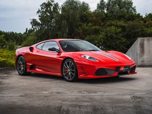 Vì sao siêu xe Ferrari chủ yếu có màu sơn đỏ?