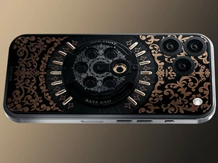 Chiếc ốp lưng iPhone 17 Pro Max giá hơn 300 triệu đồng có gì đặc biệt?