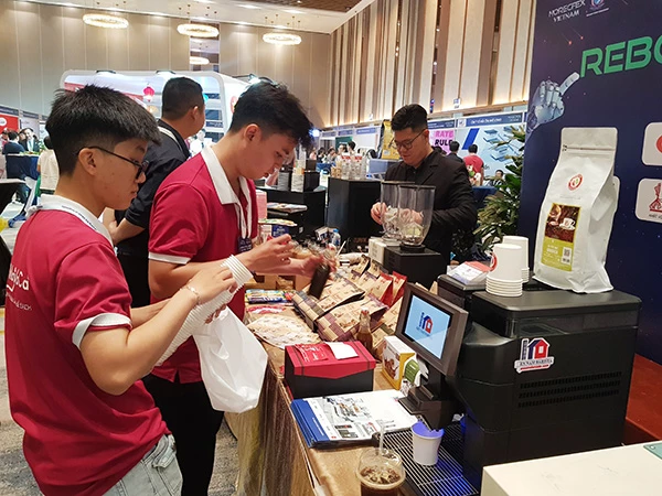 Những công nghệ mới trong lĩnh vực dịch vụ ẩm thực được giới thiệu tại HorecFex Việt Nam 2025. Những công nghệ mới trong lĩnh vực dịch vụ ẩm thực được giới thiệu tại HorecFex Việt Nam 2025.