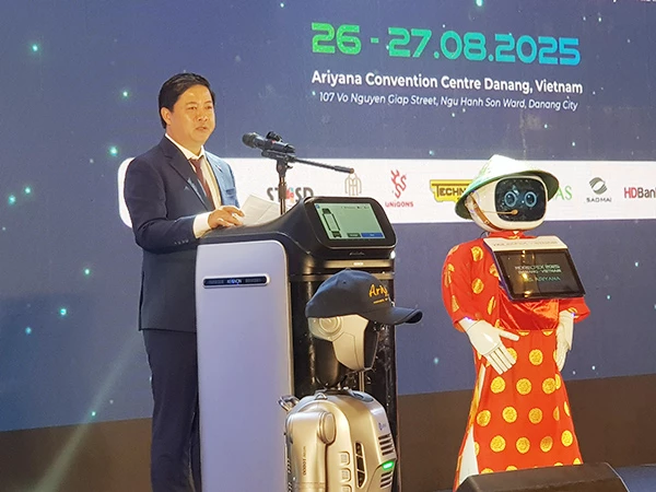 Chủ tịch UBND TP Đà Nẵng Lương Nguyễn Minh Triết phát biểu tại HorecFex Việt Nam 2025. Chủ tịch UBND TP Đà Nẵng Lương Nguyễn Minh Triết phát biểu tại HorecFex Việt Nam 2025.