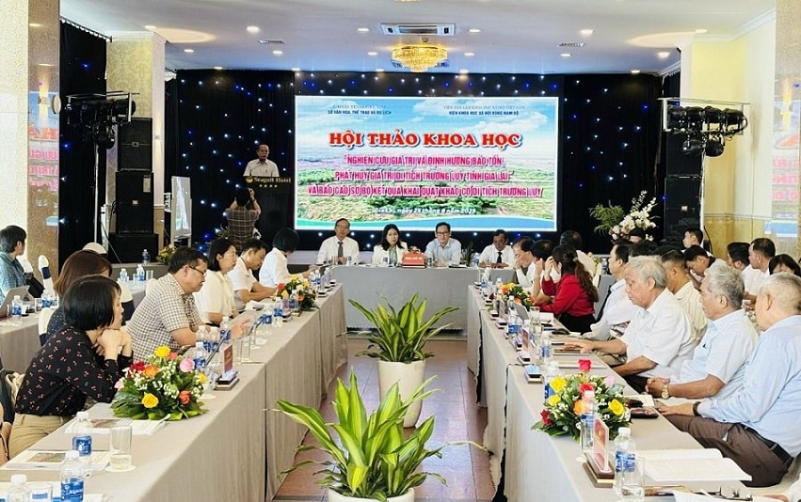 Bảo tồn Trường Lũy Gia Lai để phát triển du lịch bền vững