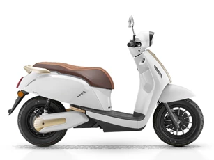 Xe tay ga đẹp long lanh, động cơ điện, giá cao hơn Honda Lead