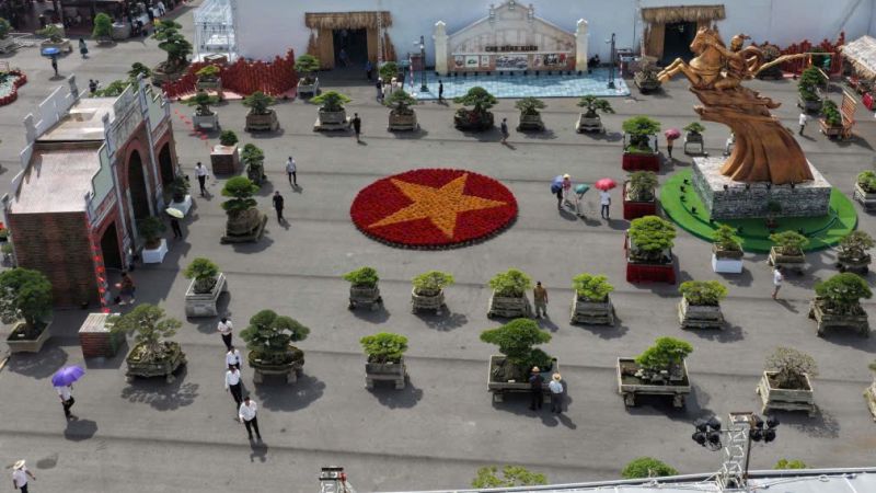 Khai mạc không gian 'Truyền thống và Sáng tạo Hà Nội 2025': Tôn vinh giá trị văn hóa