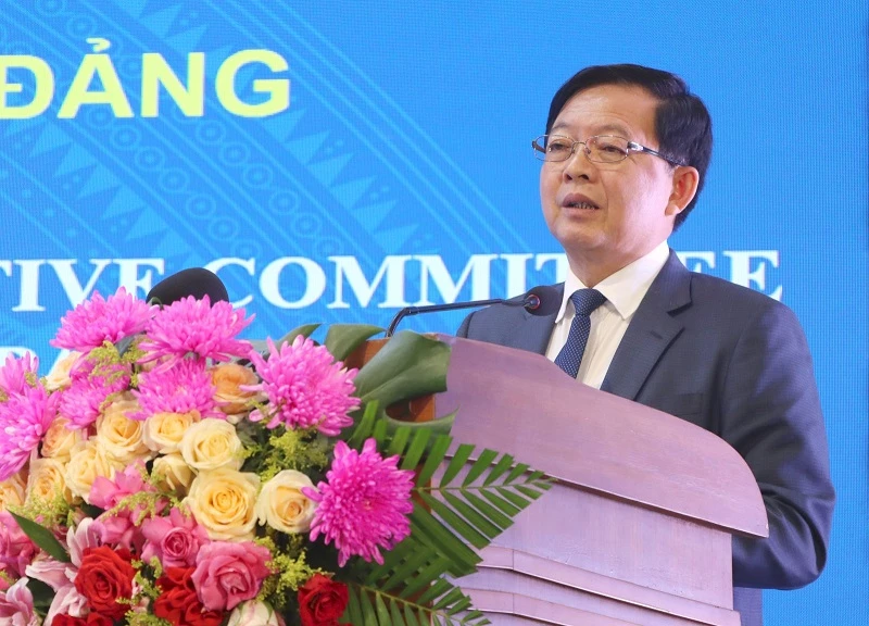Bí thư Tỉnh ủy Gia Lai Hồ Quốc Dũng phát biểu tại hội nghị.