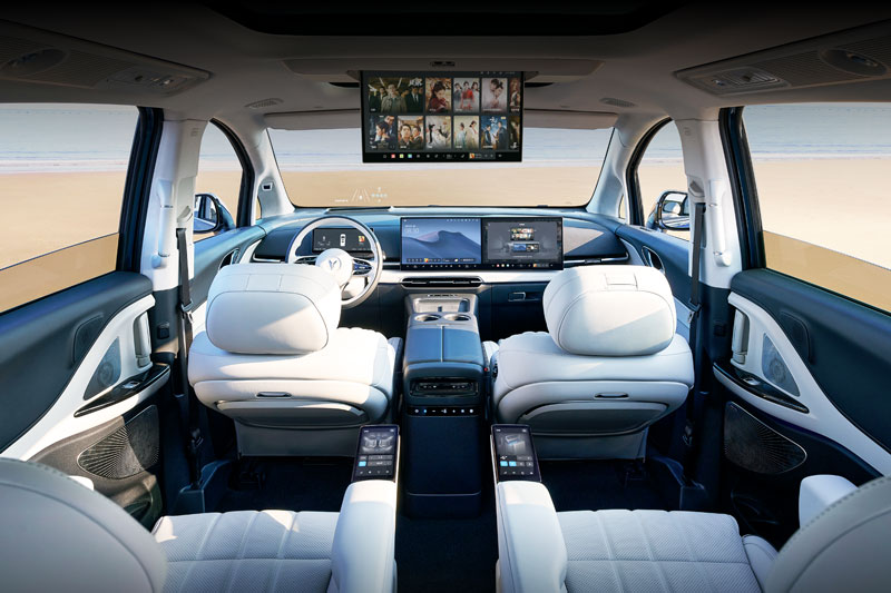 Đối thủ của Toyota Alphard chốt giá hơn 1,4 tỷ đồng