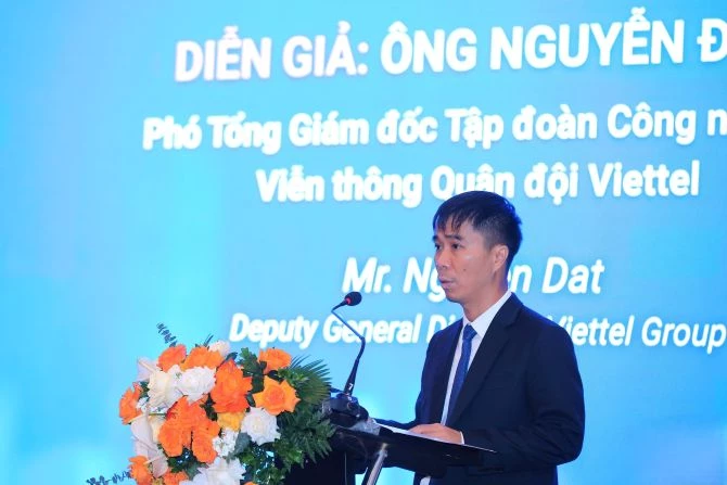 Ông Nguyễn Đạt, Phó Tổng giám đốc Tập đoàn Viettel. Ông Nguyễn Đạt, Phó Tổng giám đốc Tập đoàn Viettel.