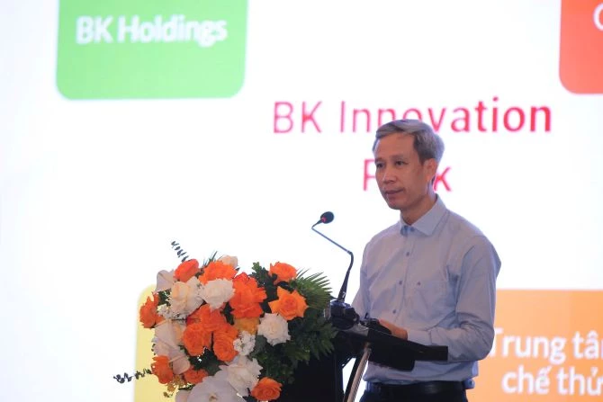 GS.TS. Lê Anh Tuấn phát biểu tại Phiên thảo luận. GS.TS. Lê Anh Tuấn phát biểu tại Phiên thảo luận.
