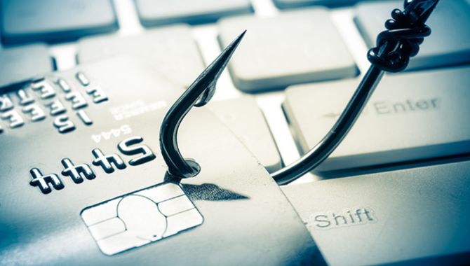 Đánh đúng địa chỉ trang web, bạn vẫn có thể mất tiền vì chiêu trò tấn công mạng tinh vi