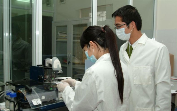 Vì sao VCCI kiến nghị giữ nguyên danh mục ngành, nghề có điều kiện tại cấp luật?