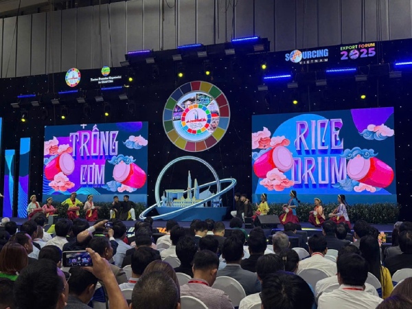 H&#x1ED9;i t&#x1EE5; &#x27;ba d&#xF2;ng ch&#x1EA3;y&#x27; &#x111;&#x1EC3; t&#x1EA1;o s&#x1EE9;c b&#x1EAD;t m&#x1EDB;i