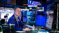Chỉ số S&P 500 xác lập đỉnh mới khi giới đầu tư ngóng dữ liệu kinh tế Mỹ