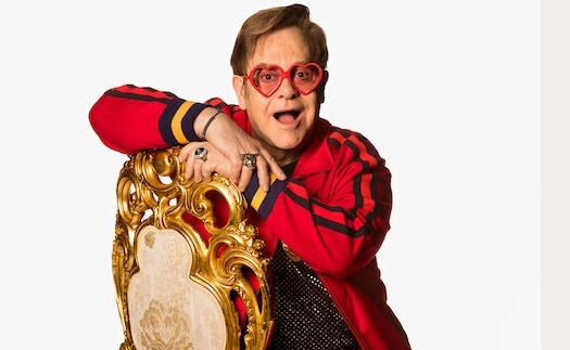 Danh ca Elton John tiết lộ về ảnh hưởng của vàng đối với sự nghiệp