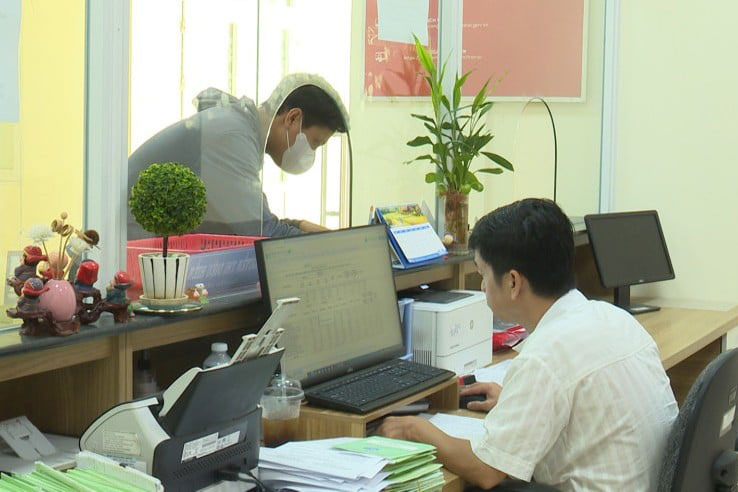 Tây Ninh: BHXH đẩy mạnh chi trả qua tài khoản, góp phần thúc đẩy thanh toán không dùng tiền mặt