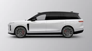 SUV đẹp ngang Range Rover, công suất 707 mã lực, trang bị ‘đỉnh nóc’, giá hơn 1,5 tỷ đồng