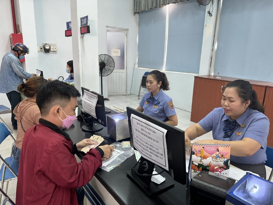 Vé tàu Tết 2026 đạt doanh thu 44 tỷ đồng ngay ngày đầu mở bán