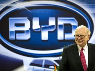 Tỷ phú Mỹ Warren Buffett thoái vốn hoàn toàn khỏi BYD dù lợi nhuận 3.890%