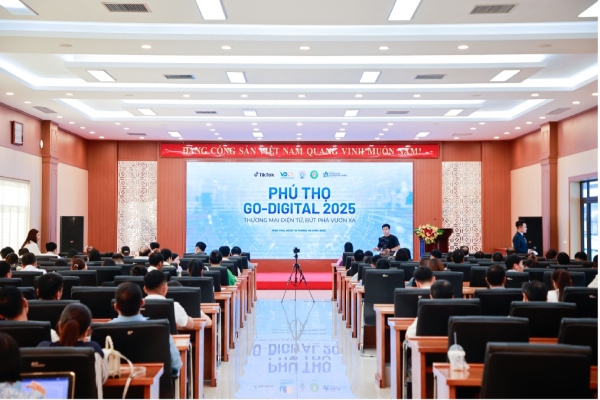 Phú Thọ: Hỗ trợ hợp tác xã và doanh nghiệp chuyển đổi số