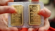 Giá vàng thế giới tiếp tục lập kỷ lục mới, chuyên gia quốc tế lý giải