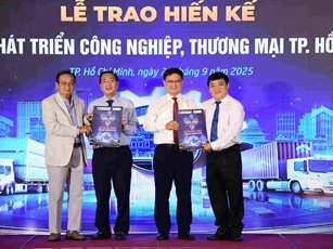 TP Hồ Chí Minh hướng tới siêu đô thị công nghiệp - thương mại - dịch vụ