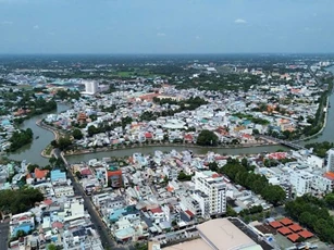 Vĩnh Long đẩy mạnh kinh tế biển và năng lượng tái tạo trong nhiệm kỳ tới