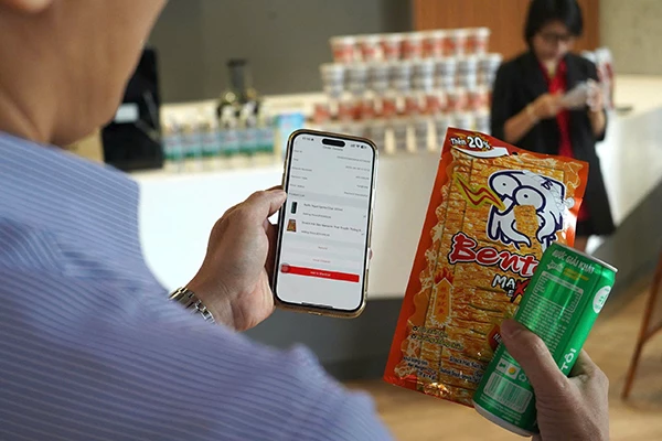 Tự do mua sắm và chọn lựa sản phẩm.