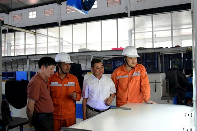 Điện lực Hà Nội đồng hành cùng doanh nghiệp trong chuyển đổi số