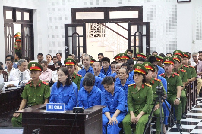 Hơn trăm tỷ đồng 'bốc hơi' khỏi ngân hàng từ mạng lưới người vay ảo