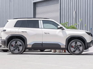SUV hạng C thiết kế hầm hố, công suất 214 mã lực, giá gần 560 triệu đồng