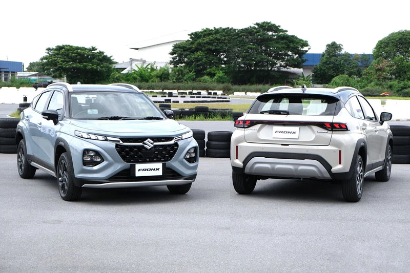 Suzuki Fronx.