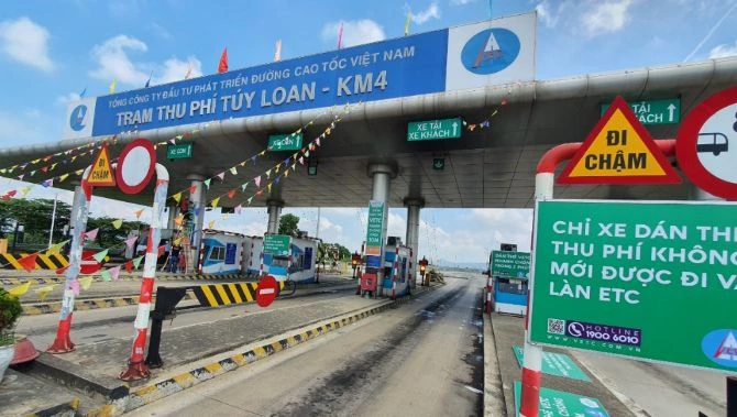 Trạm thu phí Tuý Loan. Ảnh: VETC