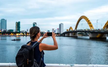 V&#x1B0;&#x1EE3;t h&#xE0;ng lo&#x1EA1;t n&#x1B0;&#x1EDB;c ASEAN, Vi&#x1EC7;t Nam l&#x1ECD;t top 5 qu&#x1ED1;c gia t&#x1ED1;t nh&#x1EA5;t cho ng&#x1B0;&#x1EDD;i n&#x1B0;&#x1EDB;c ngo&#xE0;i