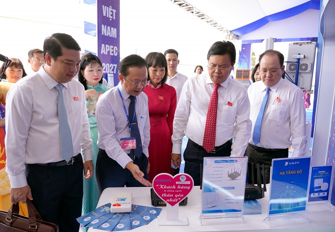 An Giang giới thiệu các sản phẩm khoa học công nghệ tại Đại hội