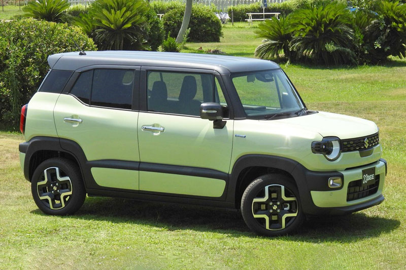 Suzuki giới thiệu SUV động cơ hybrid, dẫn động 4 bánh, giá chưa tới 390 triệu đồng
