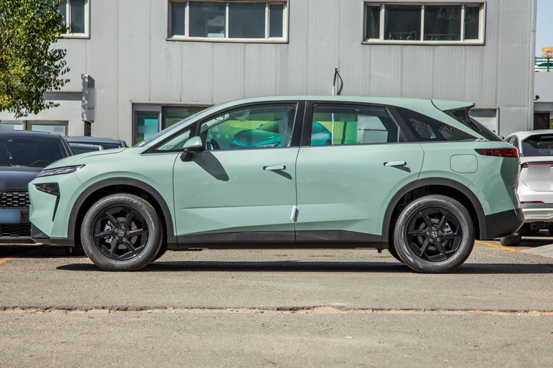 SUV hạng C thiết kế đẹp, công suất 210 mã lực, giá 500 triệu đồng