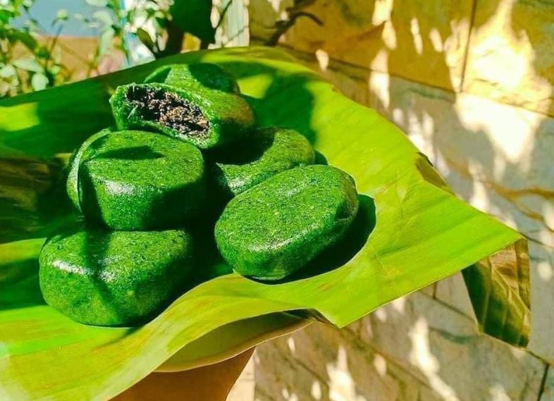 Món bánh độc đáo ở Lạng Sơn làm từ lá cây vườn nhà bất ngờ trở thành 'hot trend' ẩm thực