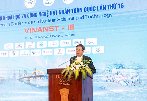 Thứ trưởng Bộ KH&CN Lê Xuân Định phát biểu tại hội nghị.