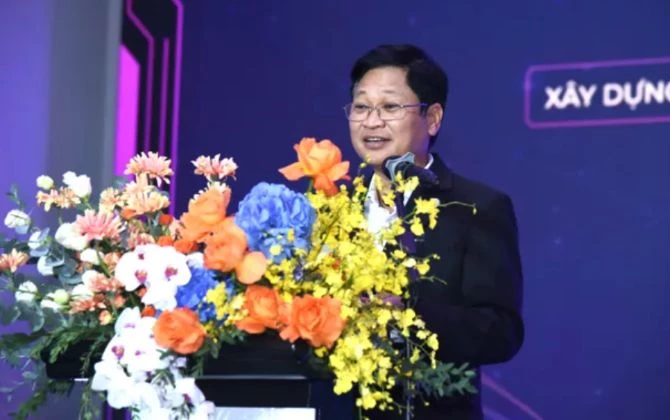 Ông Nguyễn Khắc Lịch, Cục trưởng Cục Công nghiệp Công nghệ thông tin (Bộ Khoa học và Công nghệ) tại diễn đàn. Ông Nguyễn Khắc Lịch, Cục trưởng Cục Công nghiệp Công nghệ thông tin (Bộ Khoa học và Công nghệ) tại diễn đàn.