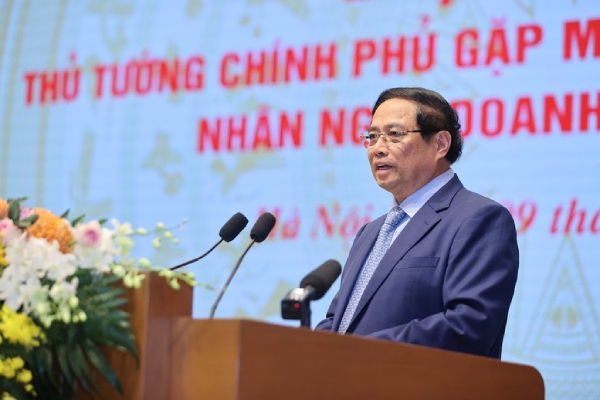 Thủ tướng kêu gọi doanh nhân thực hiện 3 sứ mệnh tiên phong