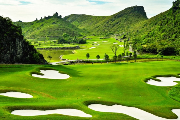 Legend Valley Country Club: Từ vùng đầm lầy hoang sơ đến 'thiên đường golf' giữa lòng Ninh Bình
